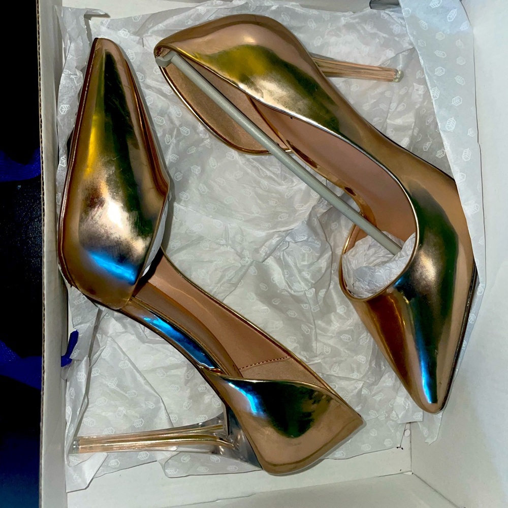 Call It Spring, size 7, gold heels